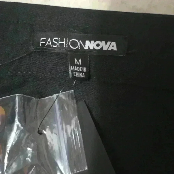 NWT Fashionnova black button down crop shirt- Tell me the truth - Picture 2 of 3